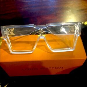 Lv Clear Glasses.
